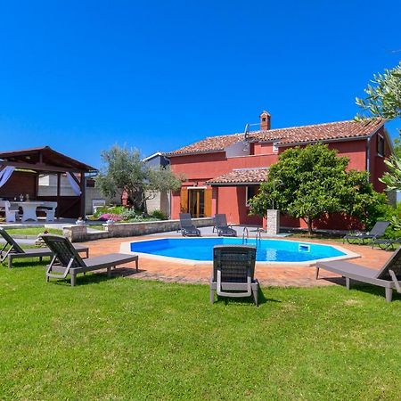 Villa Carla With Private Pool & Kids Playground - Pet Friendly Mutvoran Εξωτερικό φωτογραφία