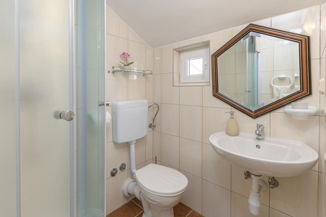 Villa Carla With Private Pool & Kids Playground - Pet Friendly Mutvoran Εξωτερικό φωτογραφία