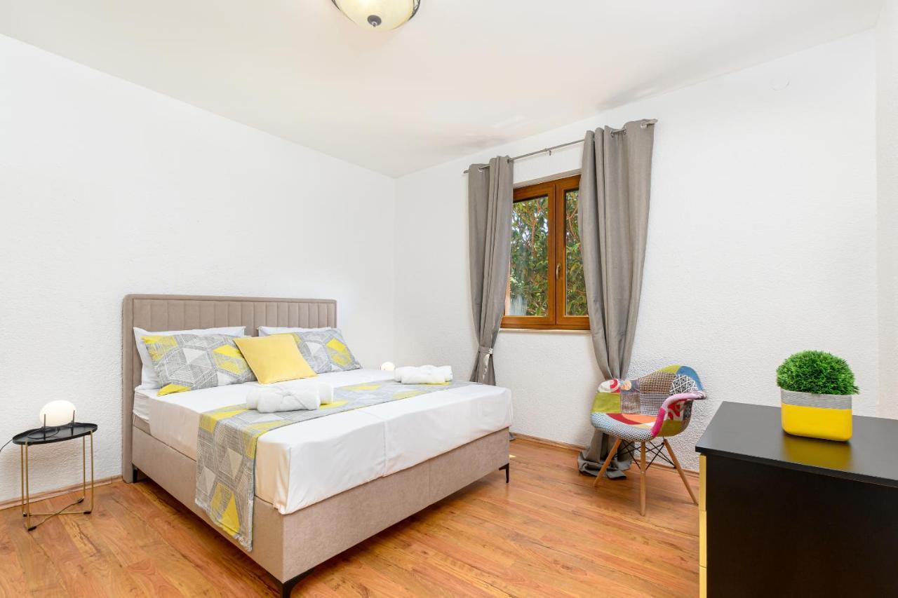 Villa Carla With Private Pool & Kids Playground - Pet Friendly Mutvoran Εξωτερικό φωτογραφία